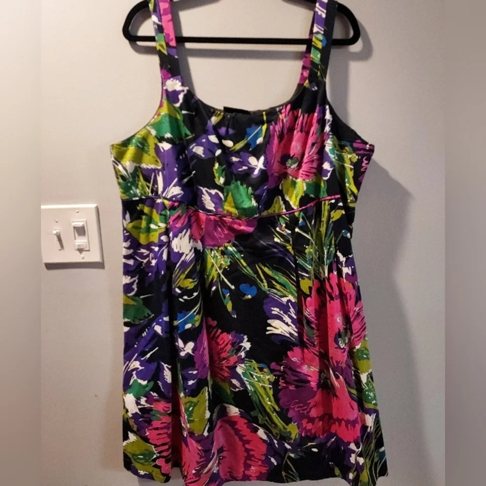 Lane Bryant Bright Multicolor Floral Sleeveless Dress in Size 20